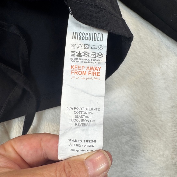 Missguided Crop Top Womens Size Large Black Long Sleeve Scrunch Front Goth 90s - Picture 3 of 6